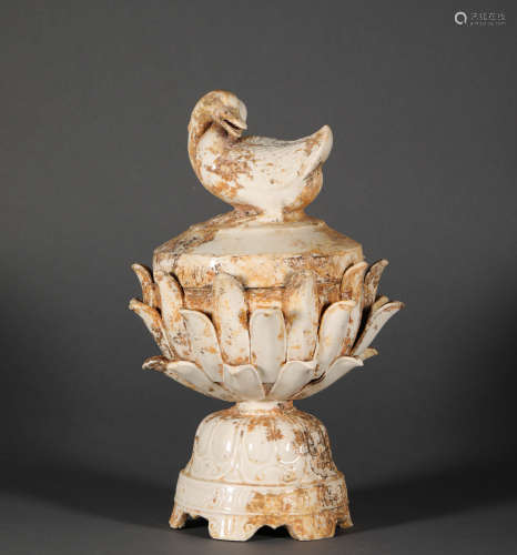White Kiln Lotus Lamp from Song宋代白瓷蓮花瓣熏爐