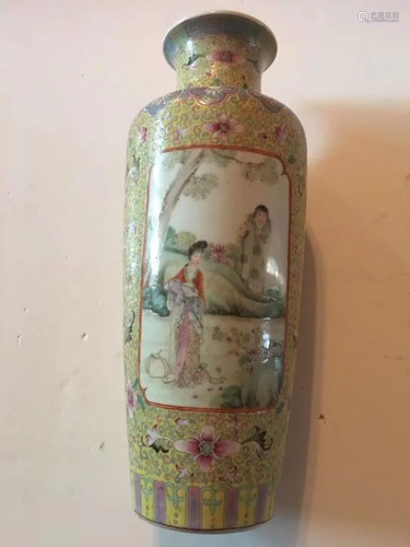 Chinese Fencai Porcelain Vase