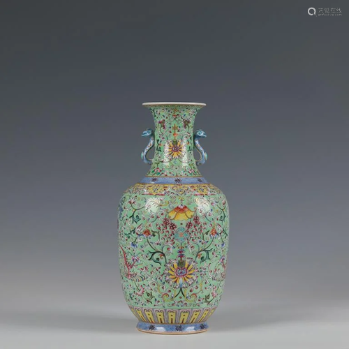 A Green Ground Interlocking Lotus Porcelain Vase