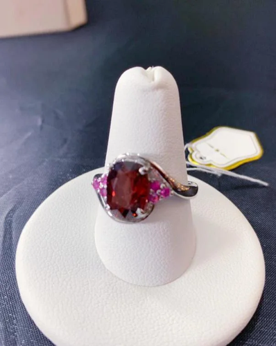 18k solid gold w/Natural Burmese spinal Ruby Ring