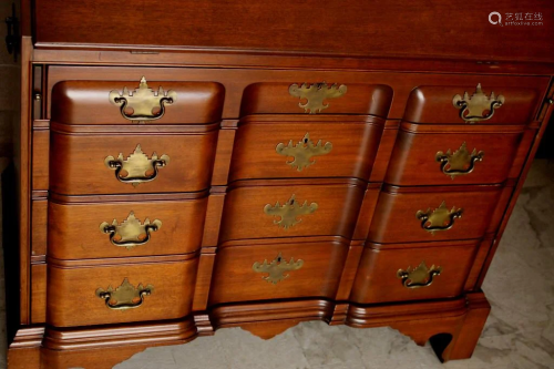 A Chippendale Mahogany Chest on Chest