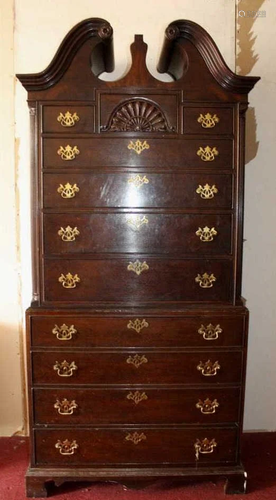 Chippendale Mahogany Chest on Chest