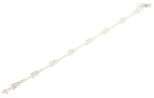 LADIES 14K WHITE GOLD DIAMOND FASHION BRACELET