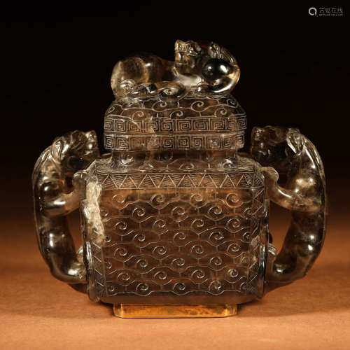 A Carved Crystal Censer with Double Dragon Shaped Ears