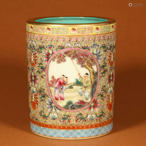 A Famille Rose Gilt Figure Porcelain Brush Pot