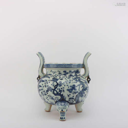 A Double-eared Blue and White Porcelain Censer 