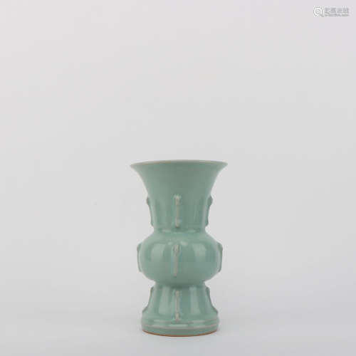 A Longquan Kiln Porcelain Beaker Vase