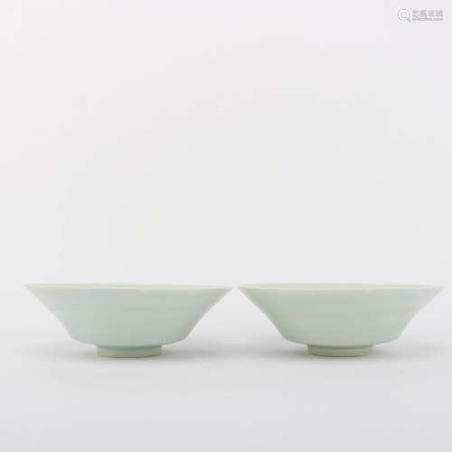 A Pair of Celadon Glazed Porcelain Bowls 