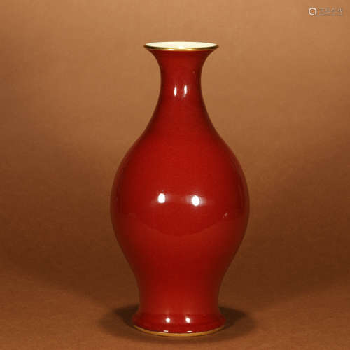 A Red Glazed Gilt Porcelain Olive-shaped Vase