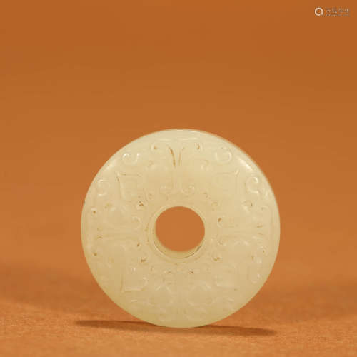 A Hetian Jade Carved Flower Pendant