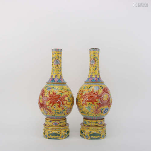 A Pair of Iron Red Famille Rose Dragon Porcelain Vases 