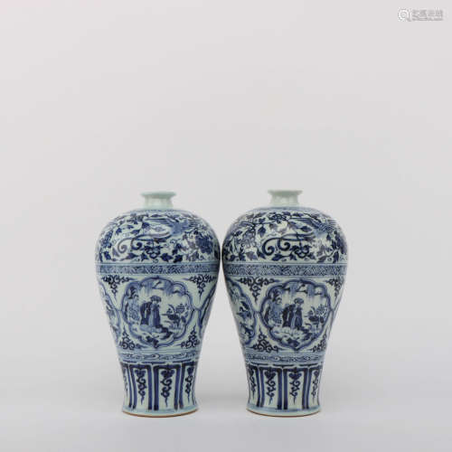 A Pair of Blue and White Figure Porcelain Meiping