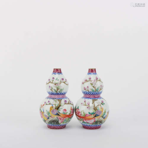 A Pair of Enamel Bird and Flower Porcelain Gourd-shaped Vases
