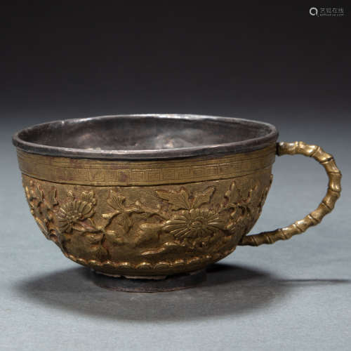 AN  CHINESE SILVER GILT CUP