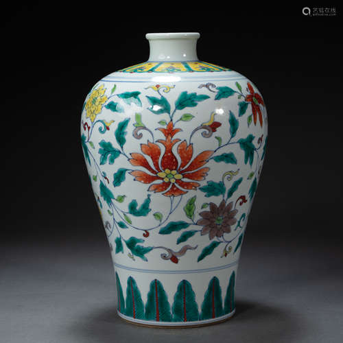 CHINESE FAMILLE ROSE PORCELAIN PLUM BOTTLE