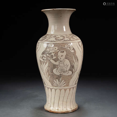 CHINESE CIZHOU WARE MOULDED KIDS PORCELAIN VASE