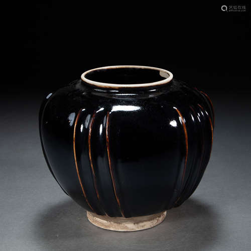 CHINESE BLACK GLAZED JAR