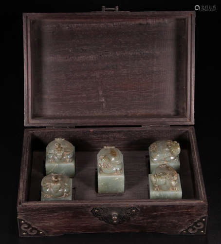 SET OF HETIAN JADE TURTLE SEALS