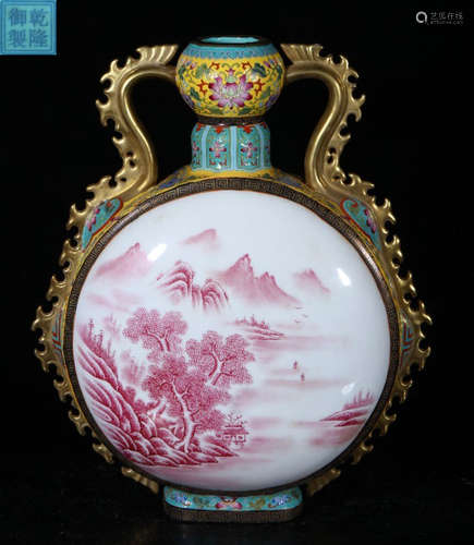 QIANLONG MARK ENAMELED CARMINE RED GLAZE VASE