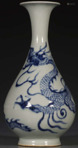 BLUE&WHITE GLAZE VASE PAINTED WITH DRAGON