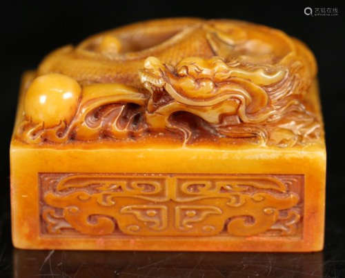 TIANHUANG STONE SEAL CARVED WITH DRAGON