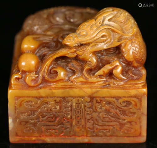 TIANHUANG STONE SEAL CARVED WITH DRAGON