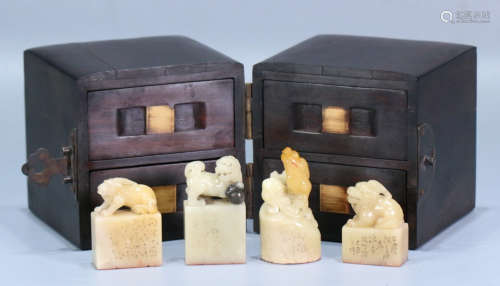 SET OF SHOUSHAN STONE SEAL CARVED WITH BEAST
