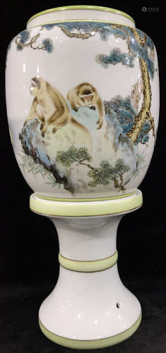 DAQINGYONGZHENGNIANZHI MARK FAMILLE ROSE GLAZE CANDLE HOLDER