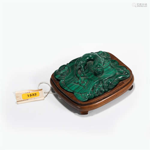 CHINESE BEAST SHAPE MALACHITE TABLE ITEM