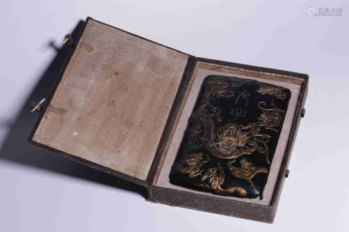 GILT AND CARVED 'DRAGON' RECTANGULAR INK STONE WITH BOX