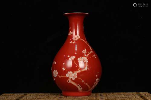 QING DYNASTY YONGZHENG PERIOD-IRON RED FLOWER VASE