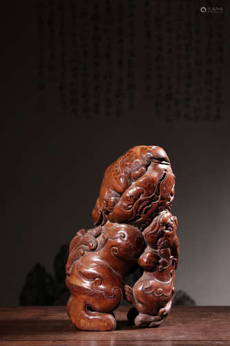 BAMBOO CARVED 'MYTHICAL LIONS' FIGURAL GROUP