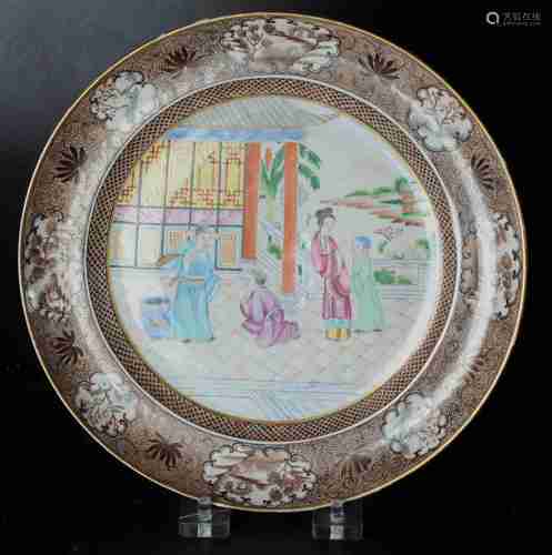 A CHINESE FAMILLE ROSE PORCELAIN PLATE, JIAQING PERIOD