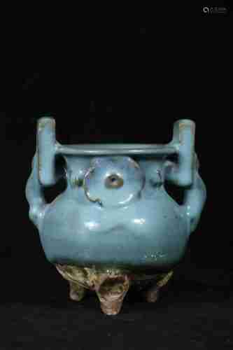 A CHINESE JUN KILN TRIPOD CENSER