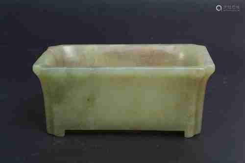 A CHINESE HETIAN JADE RECTANGULAR BRUSH WASHER, QING DYNASTY