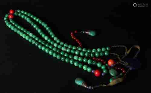 A CHINESE JADEITE COURT BEADS, QING DYNASTY