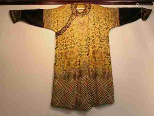 A CHINESE DRAGON ROBE, QING DYNASTY