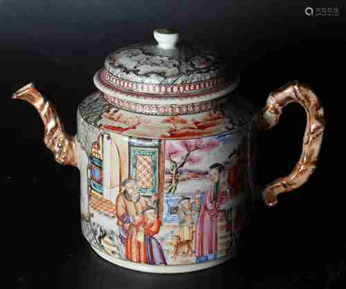 A CHINESE BIG FAMILLE ROSE PORCELAIN TEAPOT, QIANLONG PERIOD