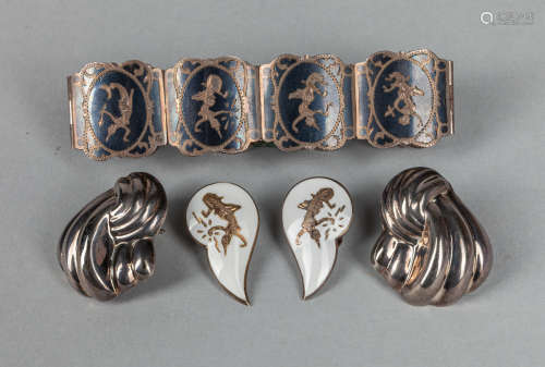 Set Designed South Asian Silver Bracelet & Earrings