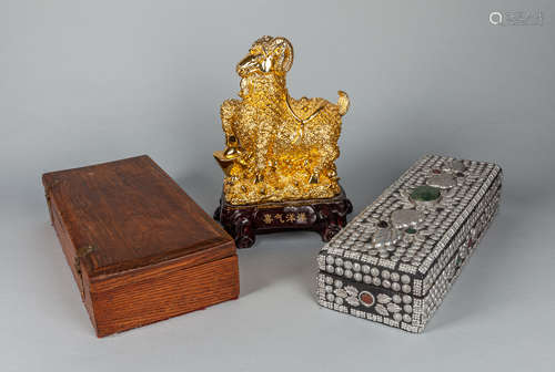 Fine Chinese Sculpture & Boxes