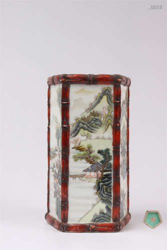 釉山水纹六方瓶 A famille rose Hexagonal landscape vase
