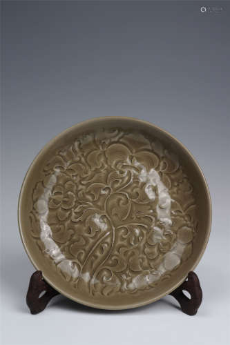 耀州刻花盘 A Yaozhou kiln carved dish