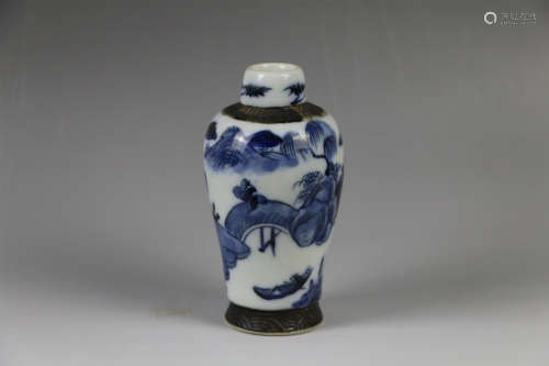 青花梅瓶 A blue and white meiping vase