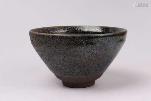 建盏 A Jian ware bowl