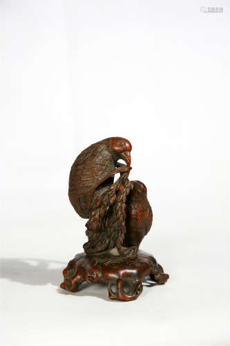 沉香雕鹰摆件 A Chen Xiang eagle decorative piece
