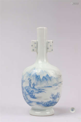 蓝料彩山水纹赏瓶 A blue landscape enamel vase