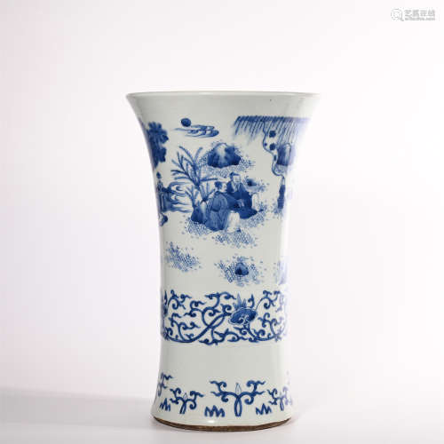 Qing Dynasty blue and white characters story bottle