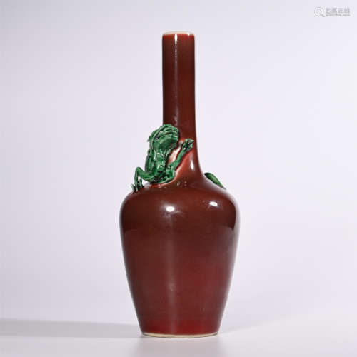 Qing Kangxi red glazed green dragon vase