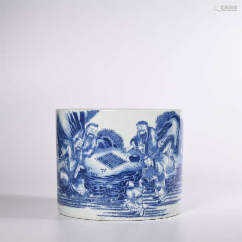 Qing dynasty blue and white character story pen holder