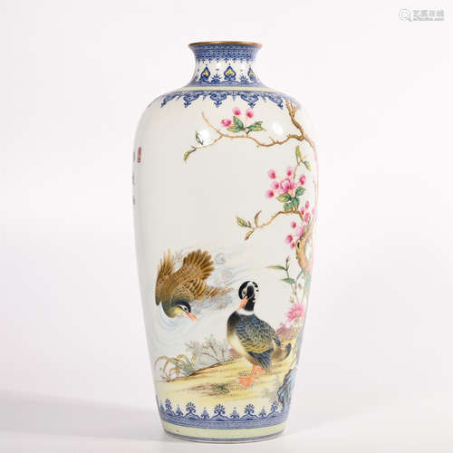 Qing Yongzheng famille rose vase with flower and bird pattern